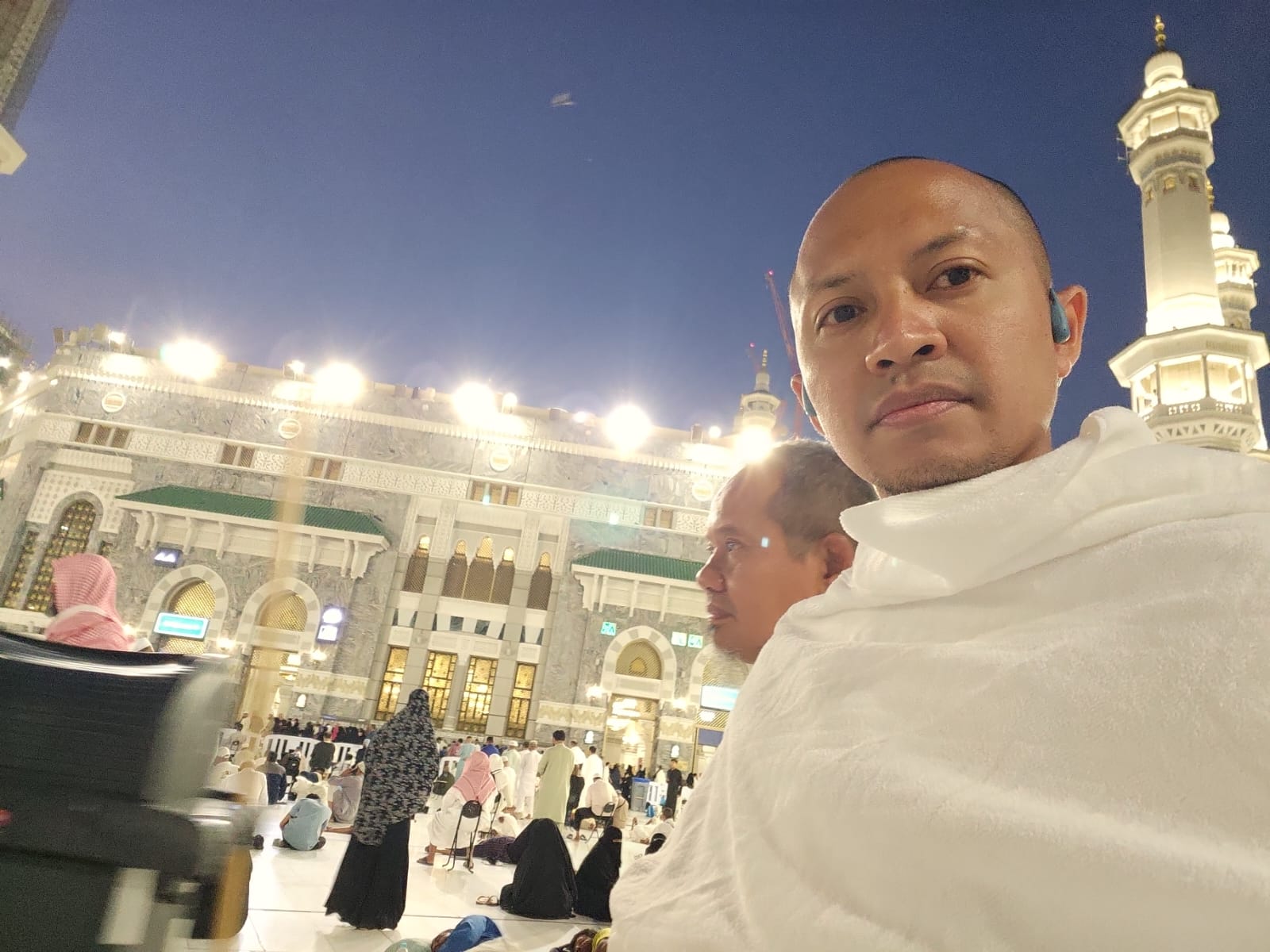 Yuda Saputra Umroh Bersama Keluarga, Sebuah Perjalanan Menuju Sakinah
