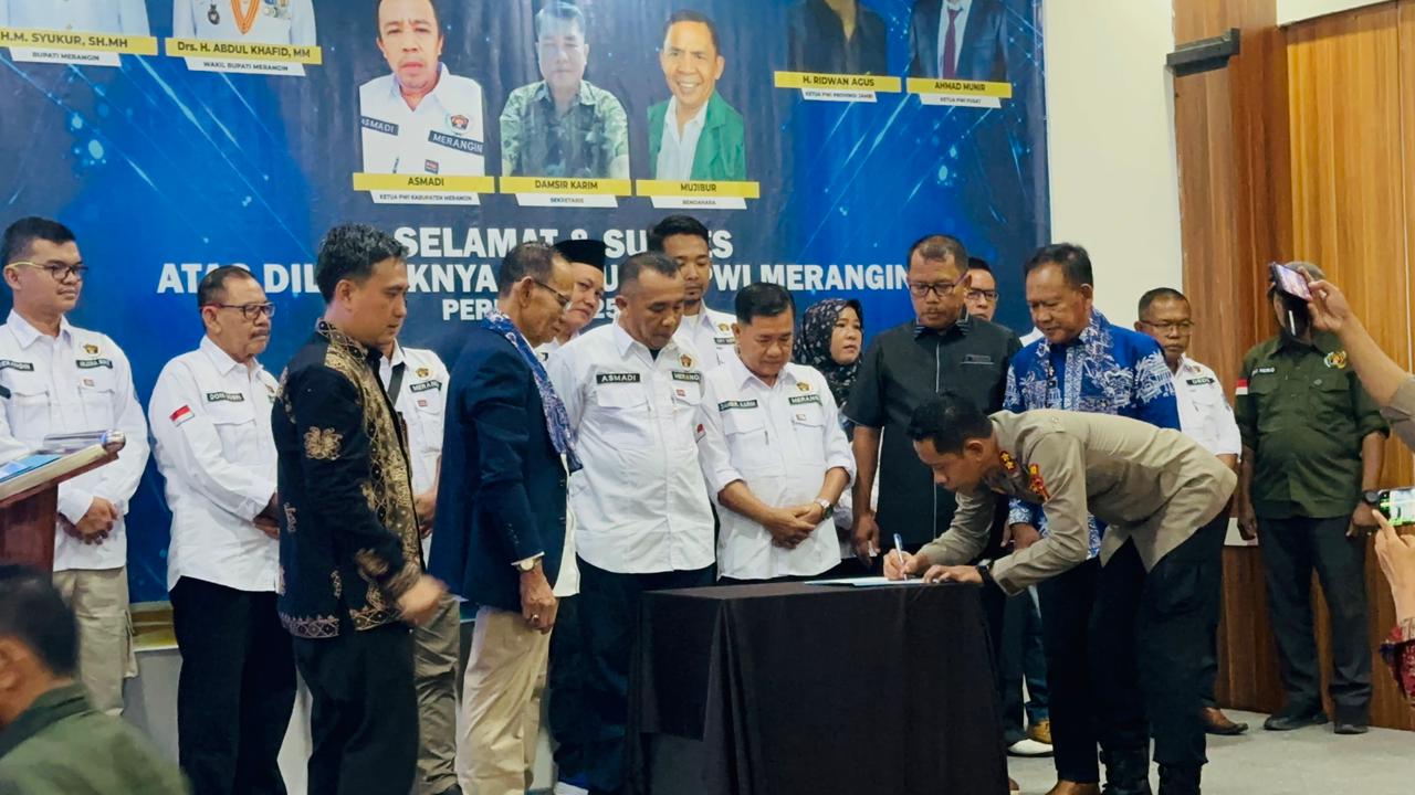 Ridwan Agus Depati Kukuhkan Pengurus PWI Merangin 2025–2028, Asmadi Resmi Nahkodai Kepengurusan Baru