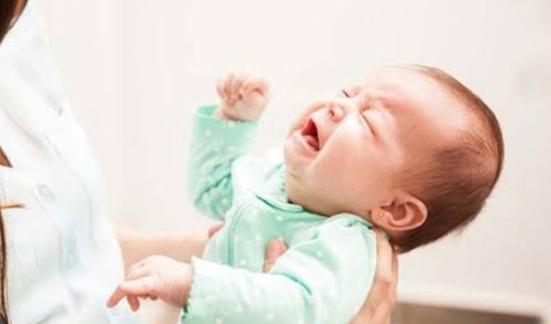 Apakah Kolik Infantil Pada Bayi ?, Kenali Penyebab dan Cara Menanganinya