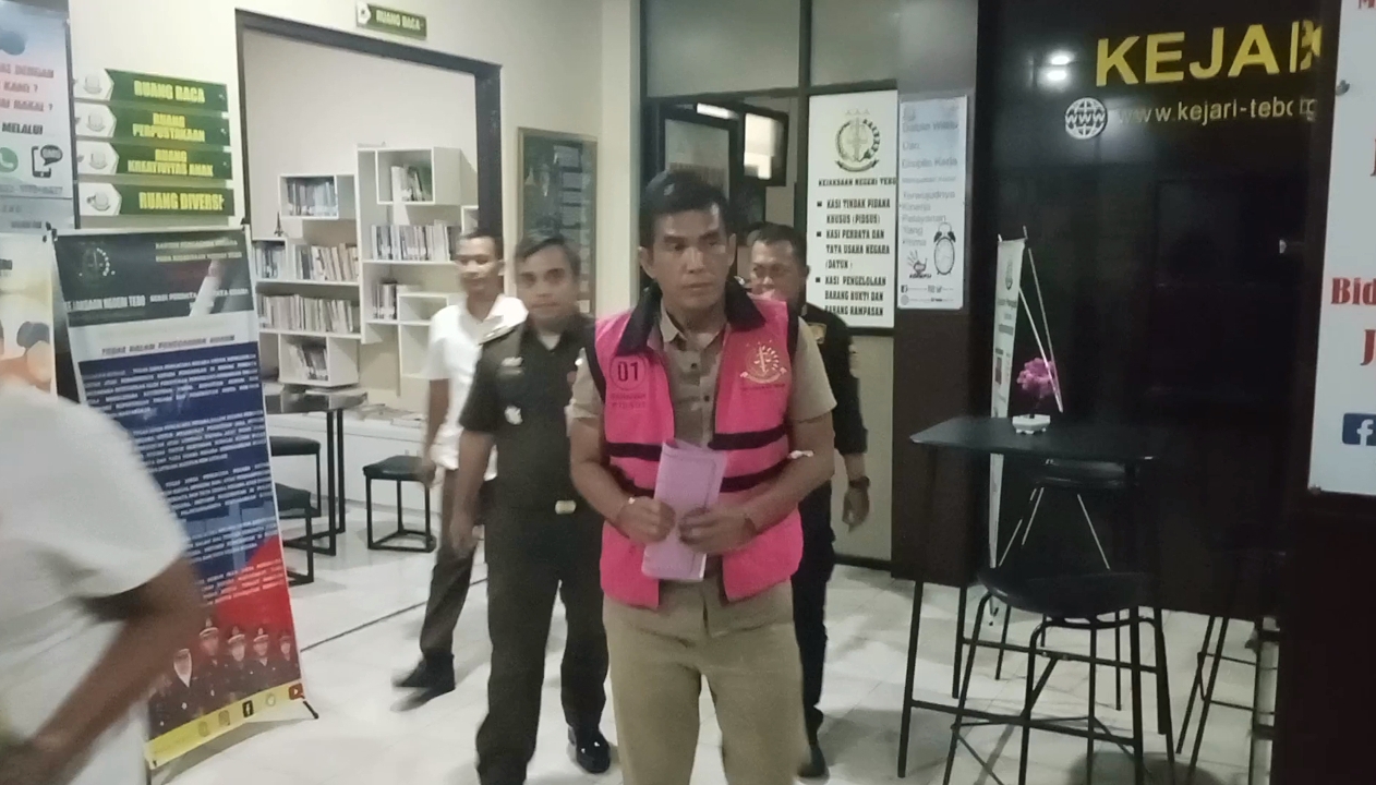 Lagi, Kejari Tebo Periksa Direktur PT. SMV Soal Kasus Korupsi Padang Lamo