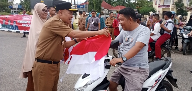 Gebyar Nasional Pembagian 10 Juta Bendera Tingkat Kabupaten Tebo Dimulai