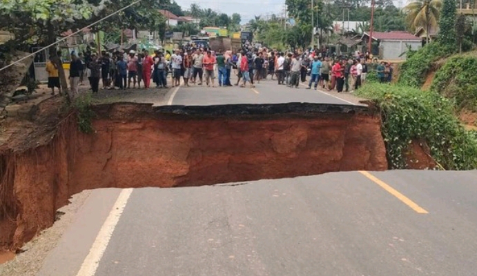 Jalinsum Bungo Putus, Akses ke Sumbar Terhambat: Ini Jalur Alternatifnya