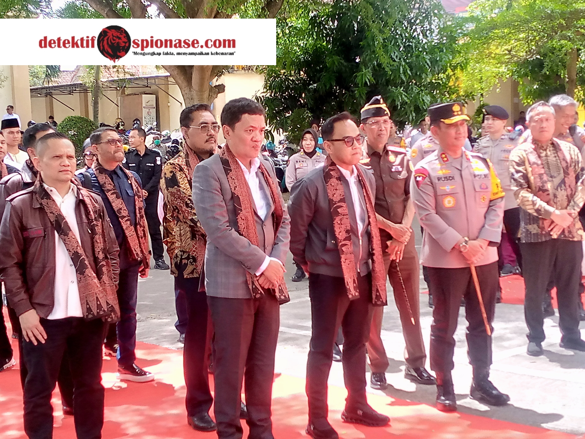 Kapolda Jambi Sambut Kedatangan Ketua Komisi III DPR RI Habiburokhman dengan Hangat